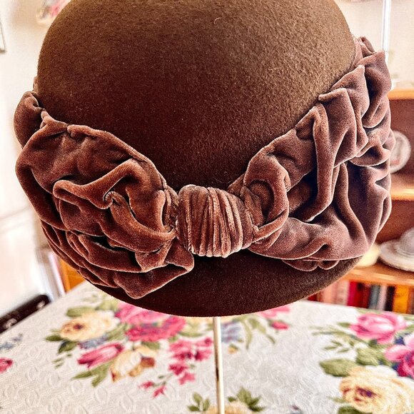 Louise Green Brown Velour Hat with Velvet Bow Minnie Cloche 'Minnie" - Picture 1 of 10